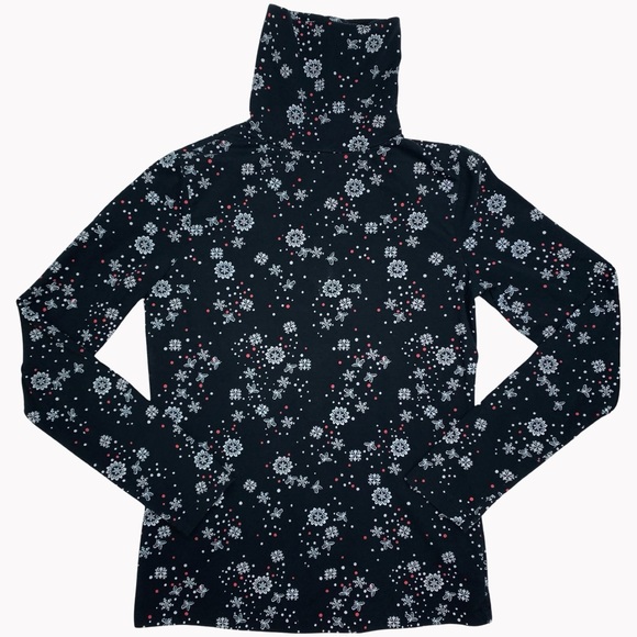 Eddie Bauer Snowflake Holly Print Long Sleeve Turtleneck Top Winter Casual Layer - Picture 1 of 10